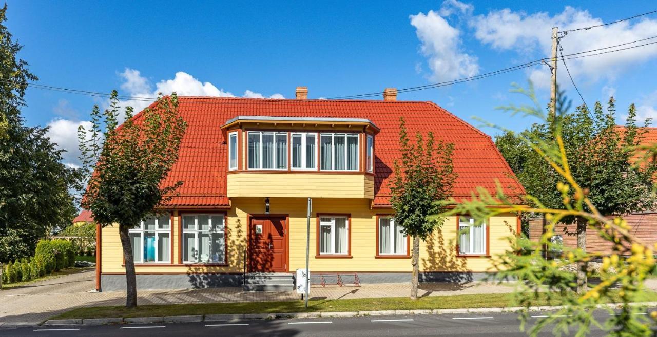 Kipperi Kodumajutus Apartment Lihula Bagian luar foto